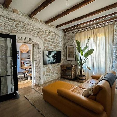 The Bungalow By The Sea In Historic Porec Old City エクステリア 写真