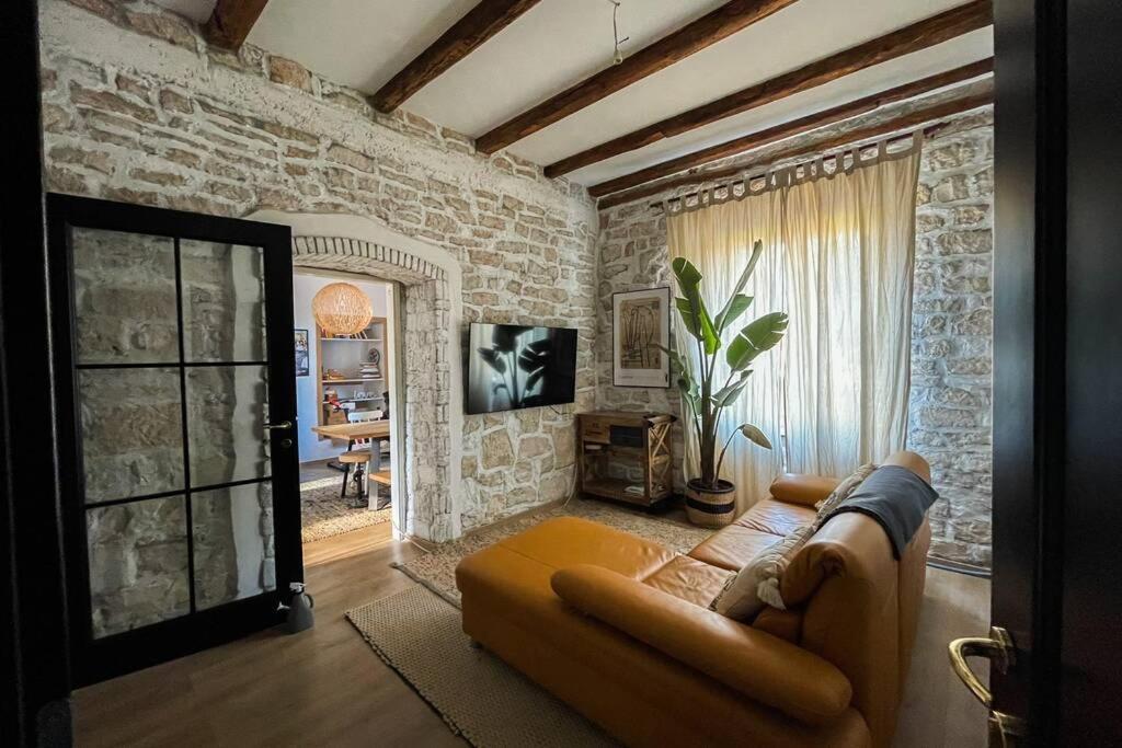 The Bungalow By The Sea In Historic Porec Old City エクステリア 写真