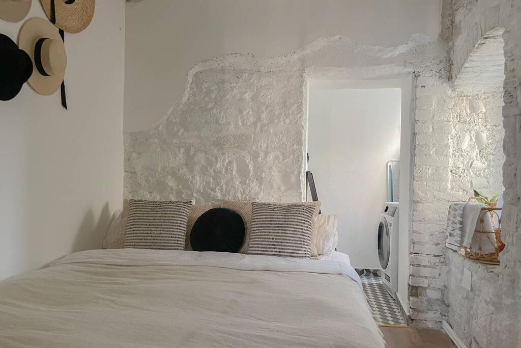The Bungalow By The Sea In Historic Porec Old City エクステリア 写真